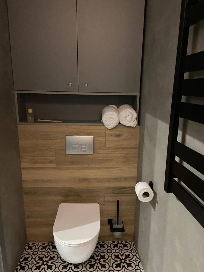 Lux Appartments В Центре Города В Стиле Loft Vinnitsa Eksteriør bilde